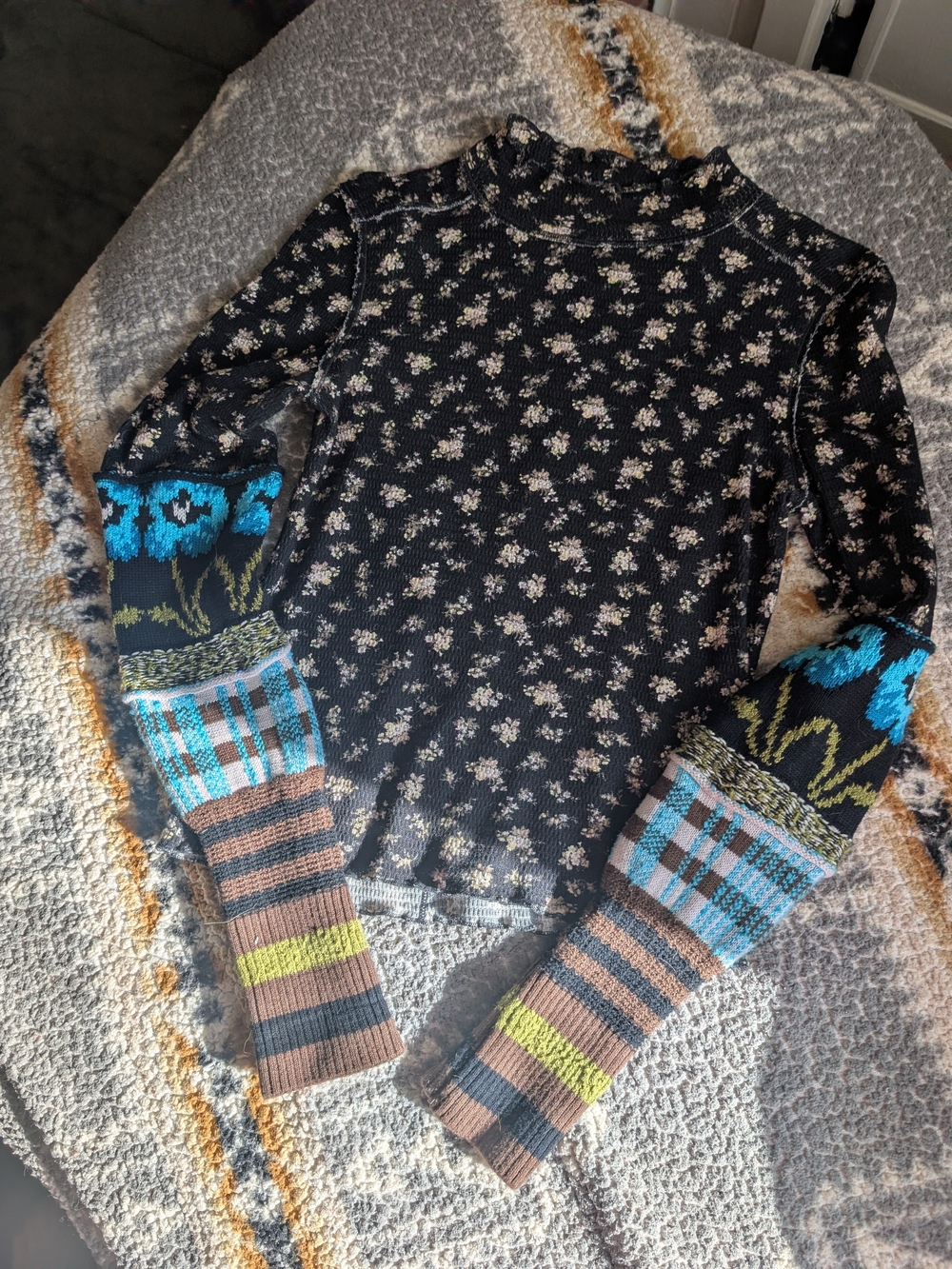 We The Free Floral Mock Neck Women's Sweater with Patterned Sleeves - Black/Blue